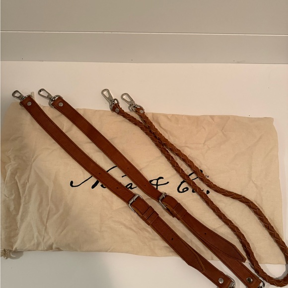 Nena & Co. Heritage Blue, Cream & Tan Embroidered Leather-Trim Tote - Picture 5 of 6